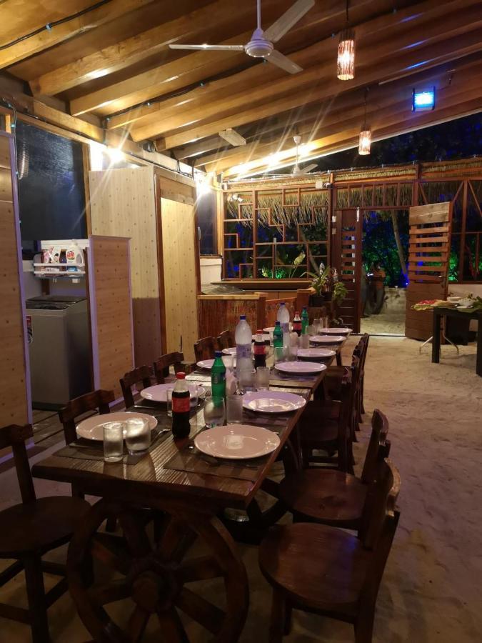 Golhaa View Inn By Tes Тулусдгу Екстер'єр фото